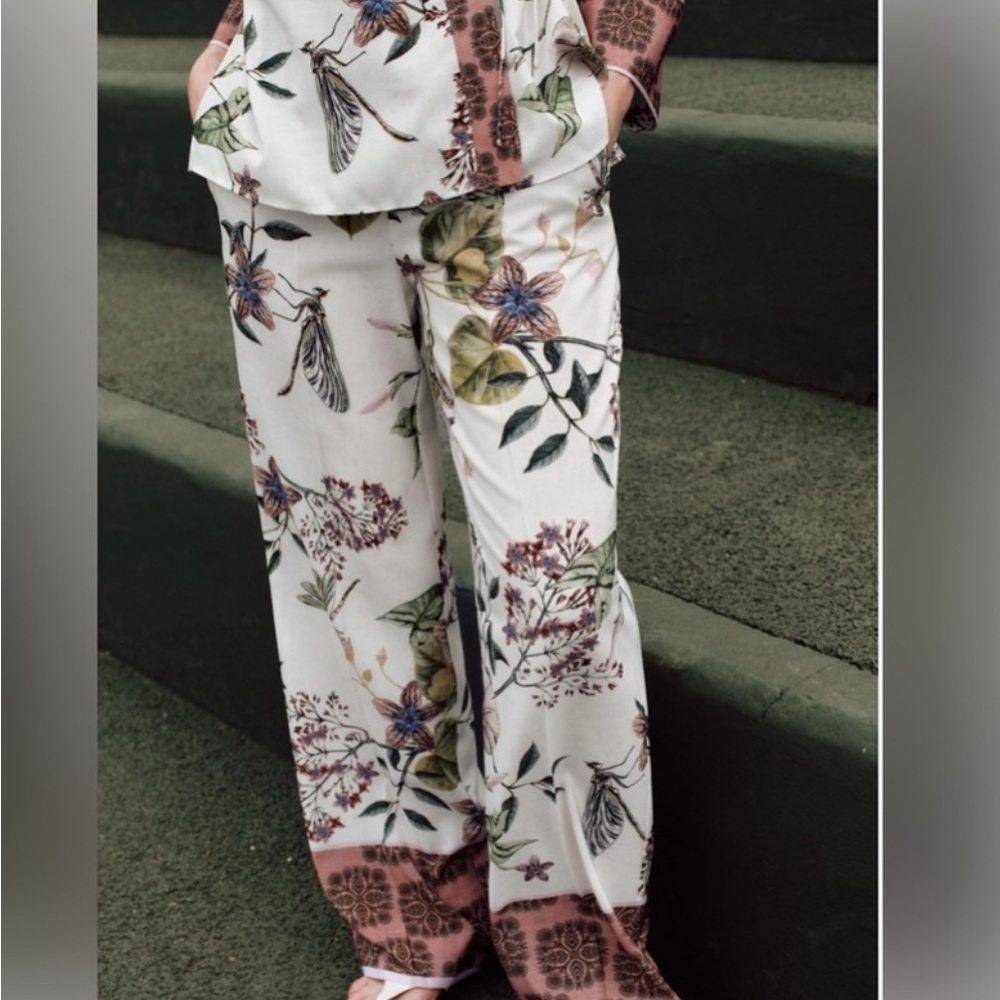 Zara floral pants NWT
